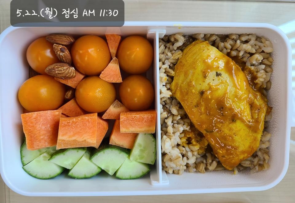 평소에 카레를 좋아하는데 딮커리맛도 카레의 맛이 잘 느껴져서 너무 만족했어요. 몇번 재구매한 것 같고 질...