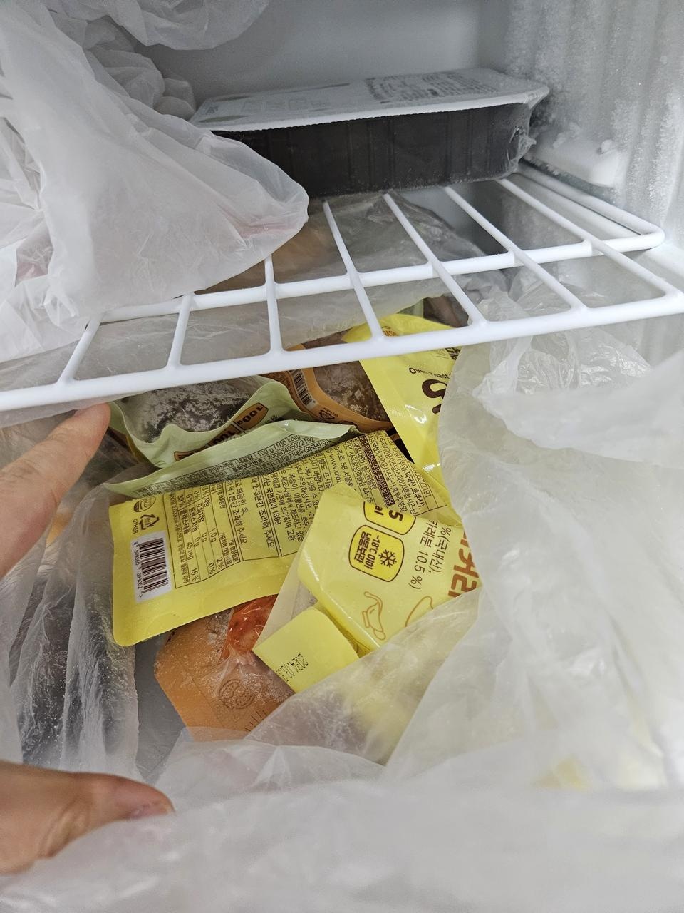 방금 하나 먹었는디 너어어어무 맛있네요 ㅋㅋㅋ 다른것들도 다 맛있을듯..