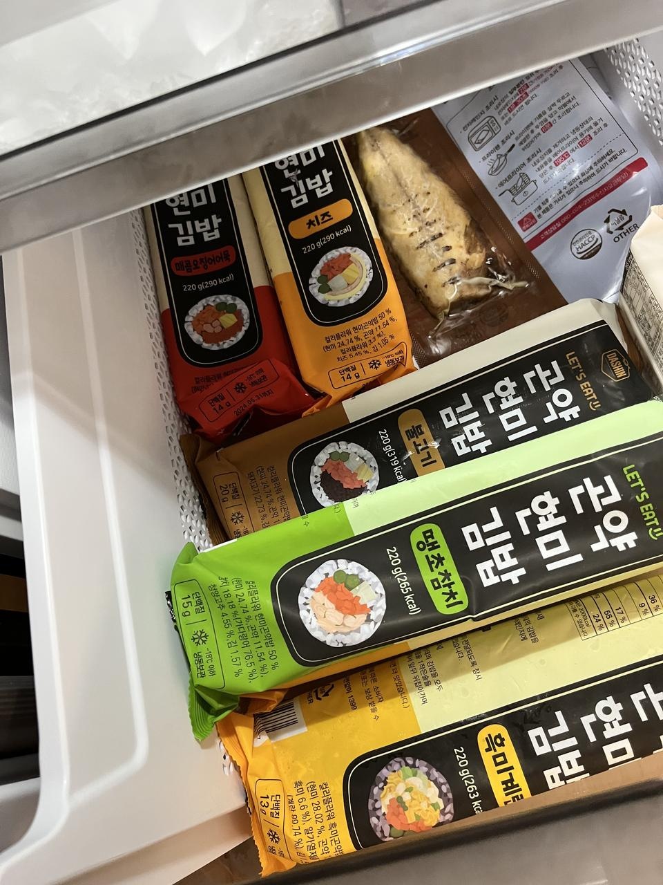 아직 치즈랑 계란은 못 먹어봤는데 먹어본 나머지는 다 너무 맛있었어용 ㅎㅎㅎ
