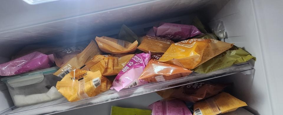 우선 포장 잘되서 왔어요 
먹어보구 한달 리뷰 쓸께요~~~^^