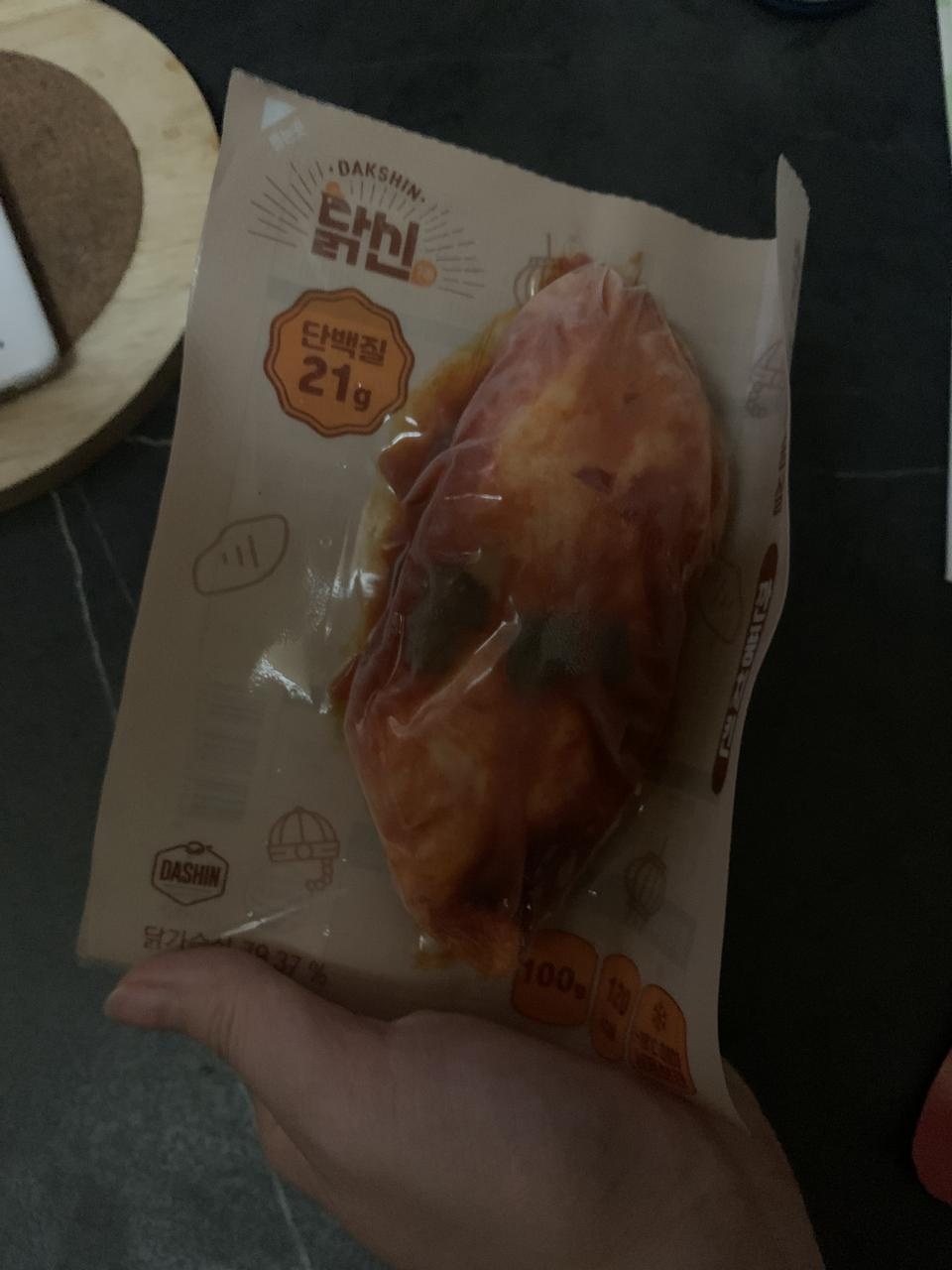 닭가슴살 이것저것 먹어봤는데 가성비도 좋고 맛도 좋아요 또 시켜먹겠습니당