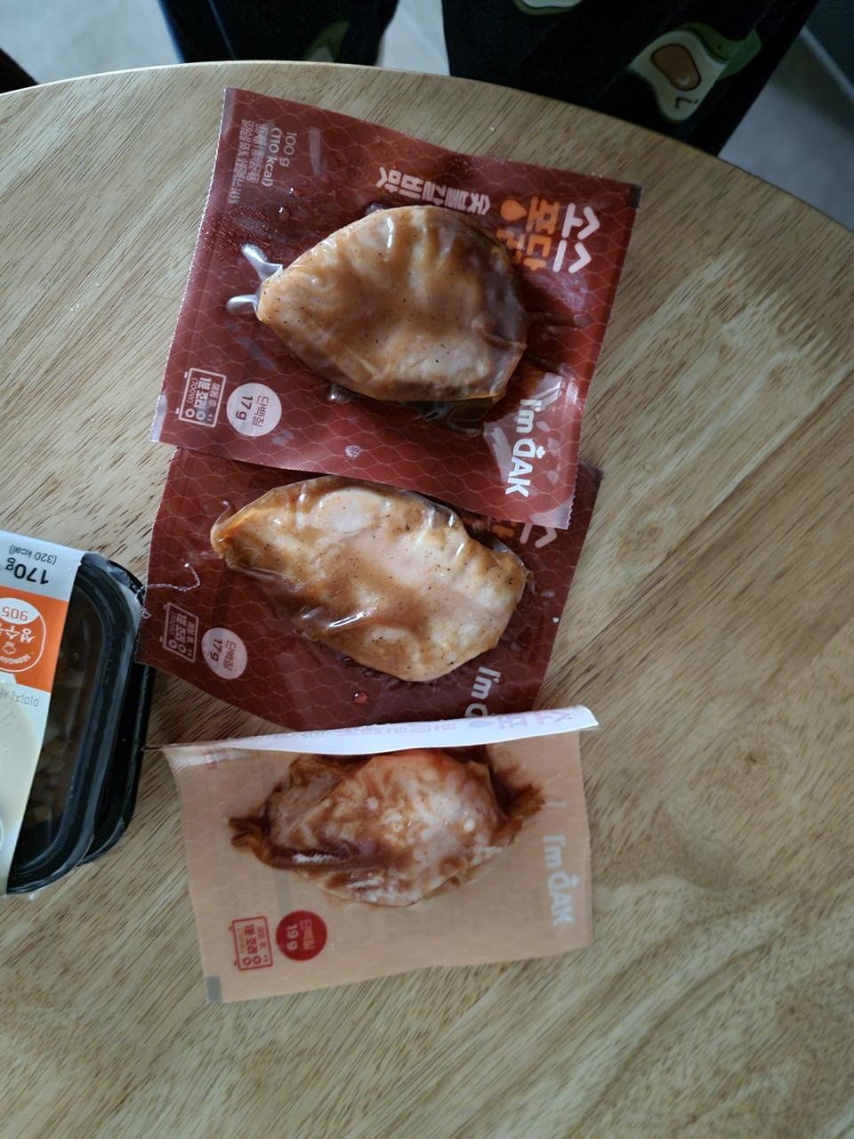 맛있게  먹고  재구매   할꺼에요