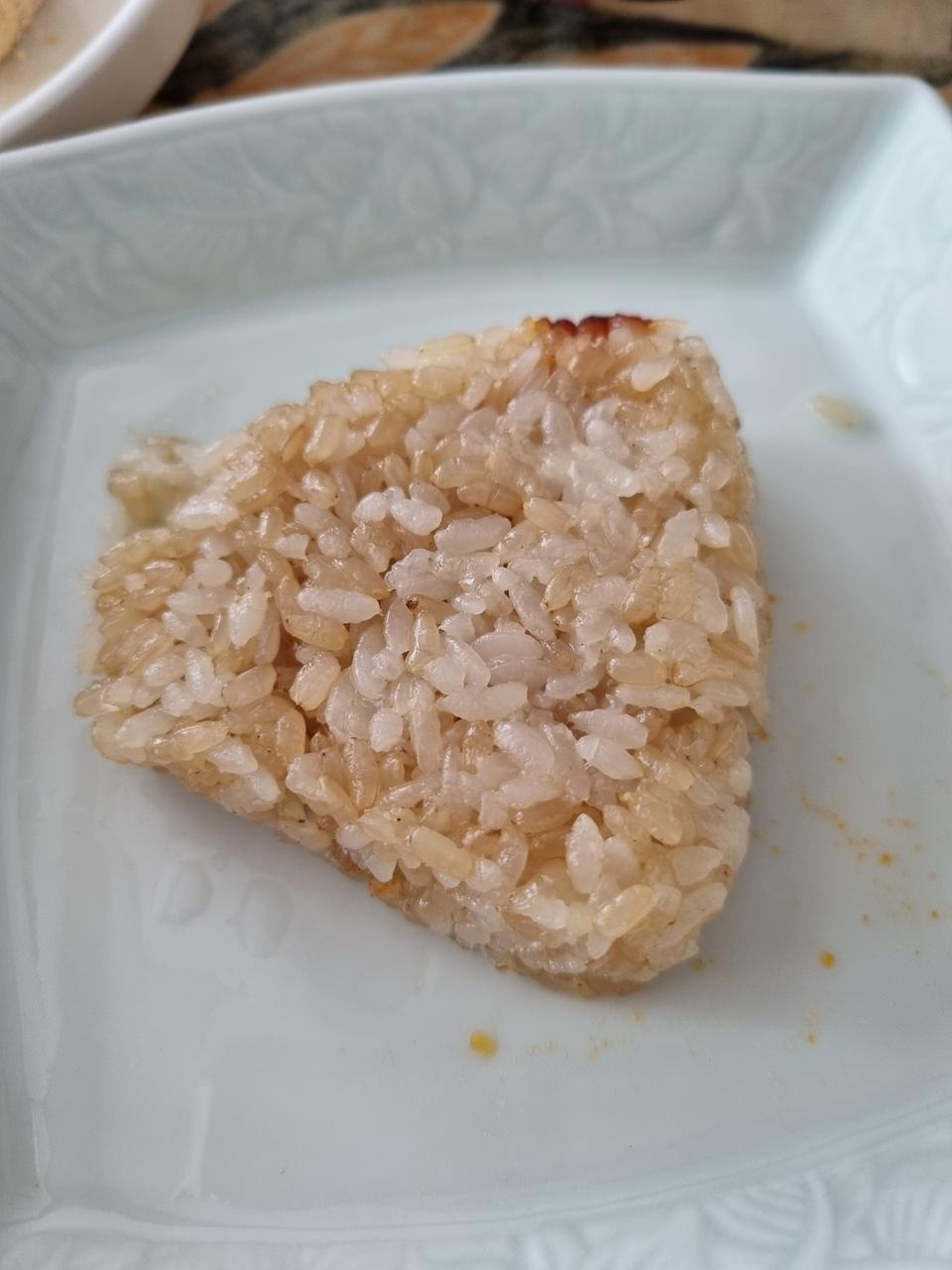 주먹밥은 밥이 정말 쫀득해서 적게 먹고싶은데 밥먹고싶은날 딱 좋고, 곤약김밥은 맛이 다양하고 편의점김밥...