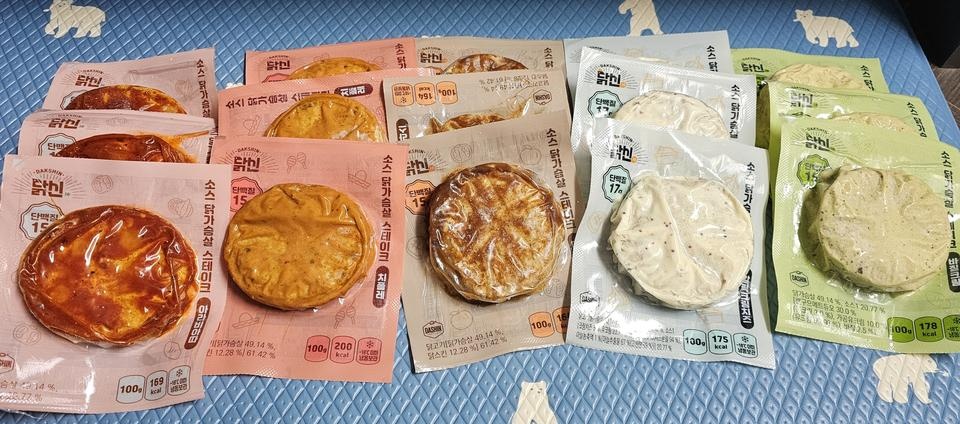 먼저 먹어보고 맛있어서 재구매 했어요~모든맛이 전부 맛있어요~소시지처럼 식감이 뽀독뽀독하니 너무 맛나...