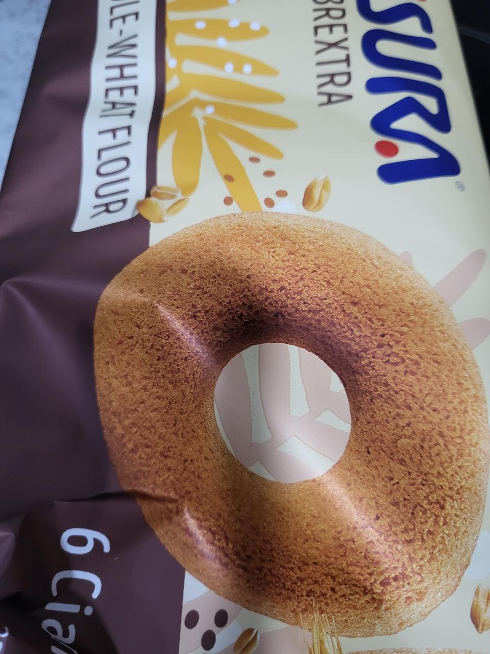 빵좋아하는데 부담스러워서 요즘 못먹고있는 찰나 전에 먹고 맛괜찮았어서 또 구매했어요 맛있어요