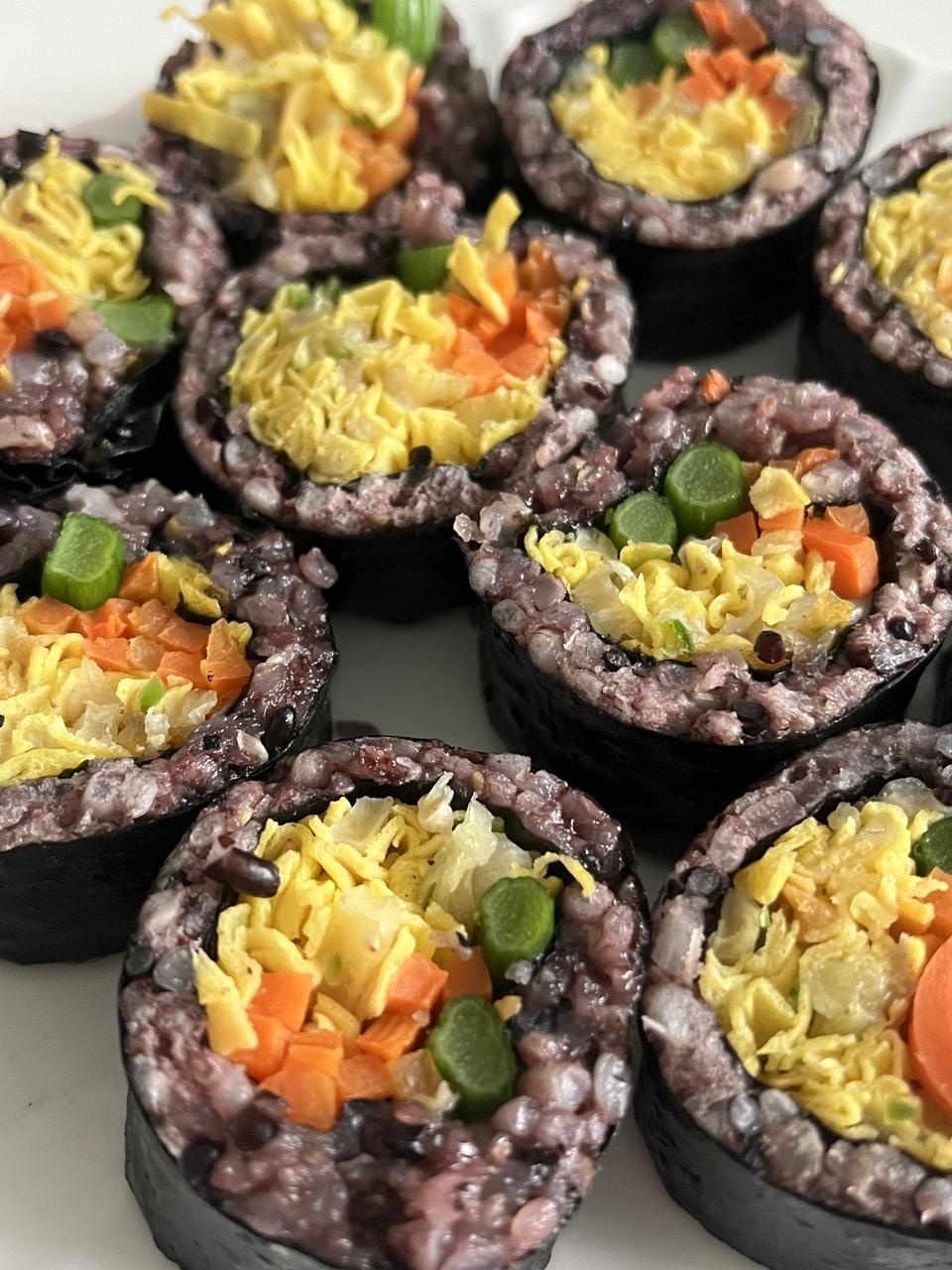 저녁 간단하게 먹고싶어서 찾다가 구매했는데 생각보다 더 맛있어서 깜짝놀렀어요ㅎㅎㅎ다른 맛들도 빨리 맛...