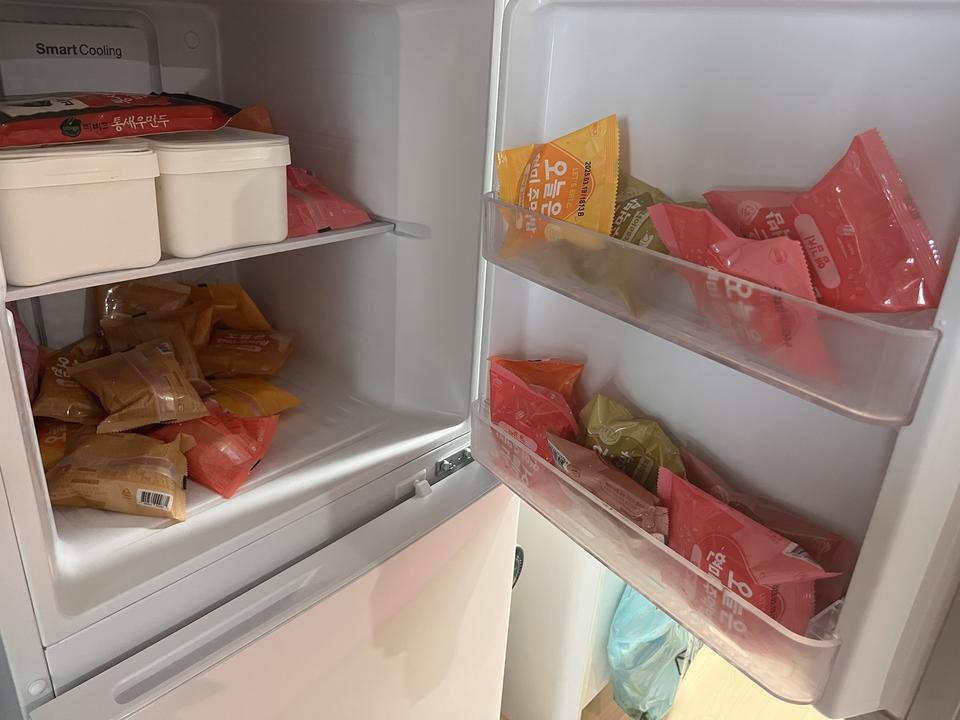 이 냉장고는 이제 주먹밥껍니다
간단하게 먹기좋고 맛도 너무 좋음