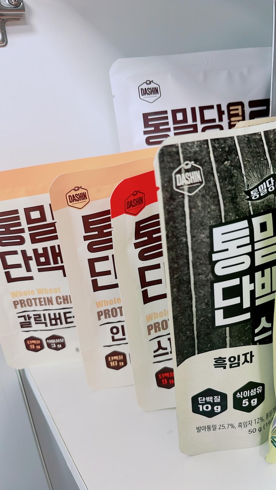 다양한 맛 먹어 볼 수 있어서 좋아요! 양도 많고 맛도 괜찮고 입터짐 방지용으로 먹으면 딱 좋아용
