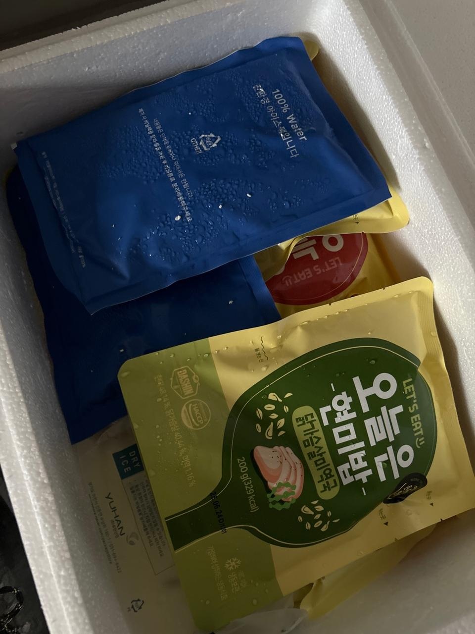 저녁에 간단히 먹을수 있고 속이 편한 든든한 한끼입니다