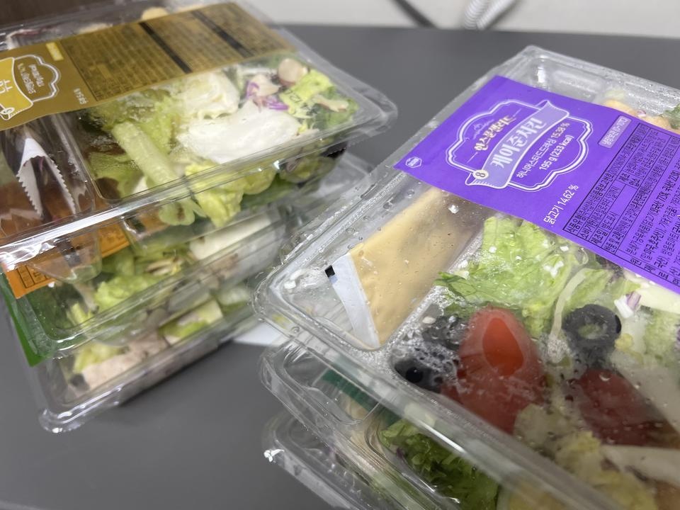 싱싱하고 맛있다고하네요 선물로보냈더니 한끼먹기 괜찮다고 합니다