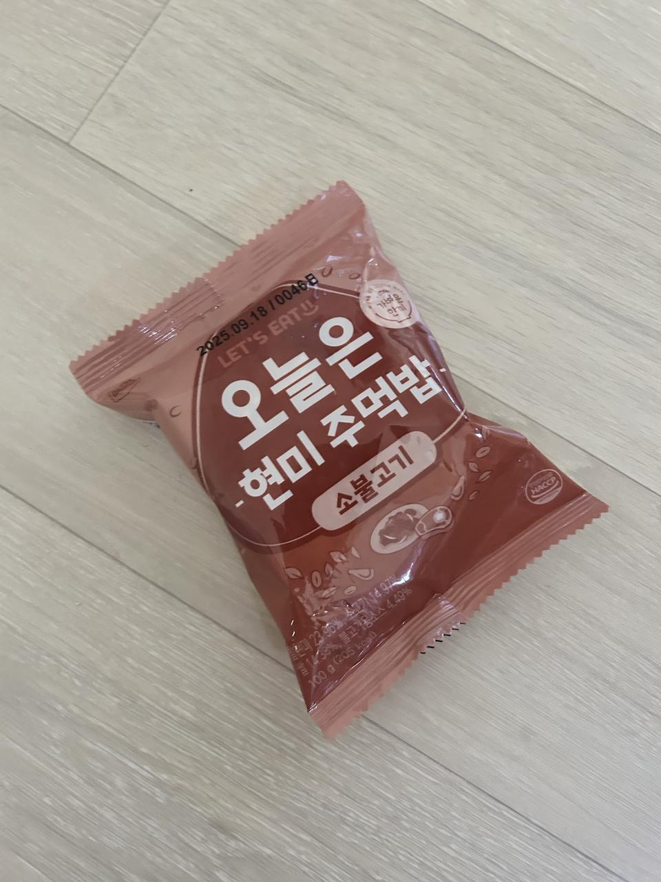 처음으로 주문해서 초딩 아이 아침밥으로 챙겨줬거니 맛있다고 두개씩 먹네요ㅋ 재주문 의사 1000%