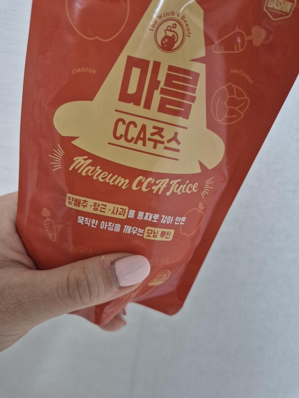 다이어트 하면서 먹으려고 구매했어요. 식단 관리할 때 마시기 좋은 CCA 주스를 하루에 한 포씩 마시고 있어...