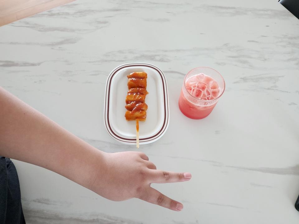 여러가지 주문했는데, 모두 만족스러웠는데 그 중 닭가슴살 소세지 소떡소떡은 애들 간식으로도 너무 맛있네...