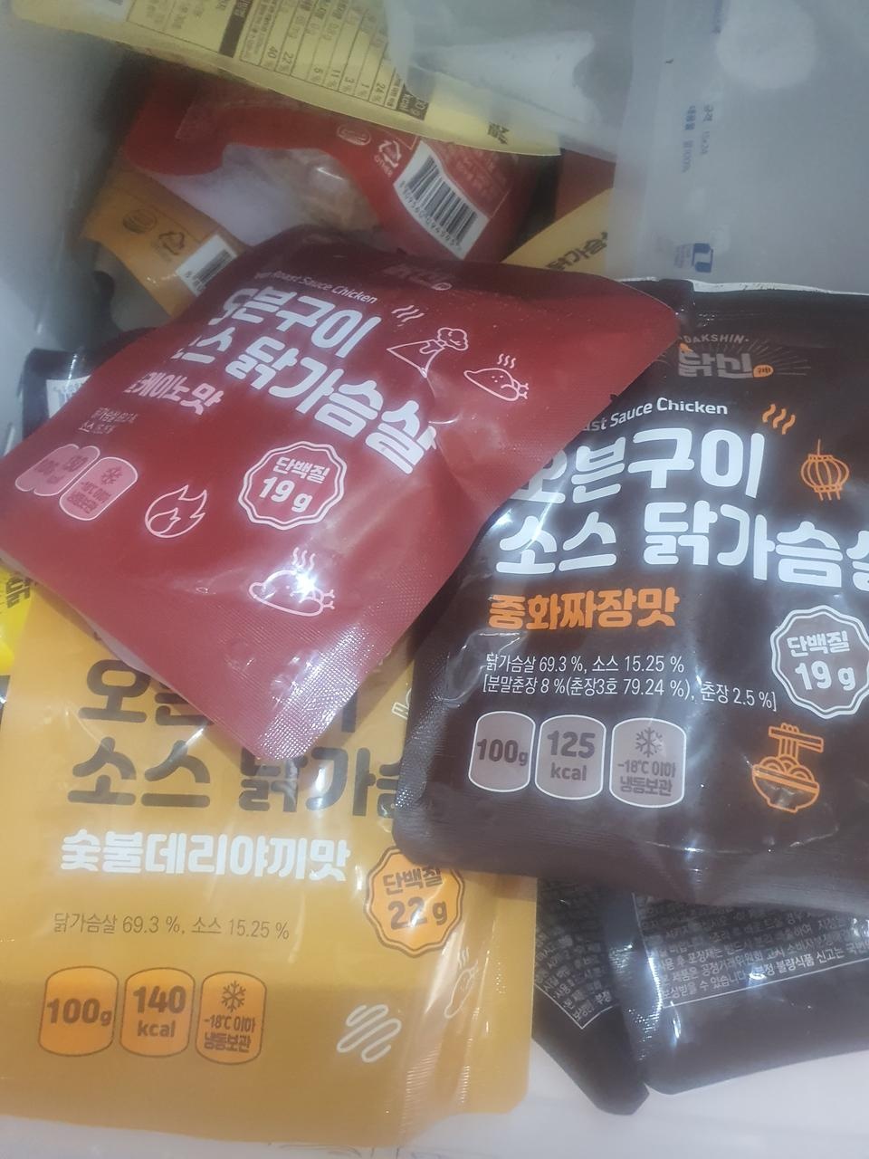 3번째 구매. 중화짜장맛이 맛있네요.